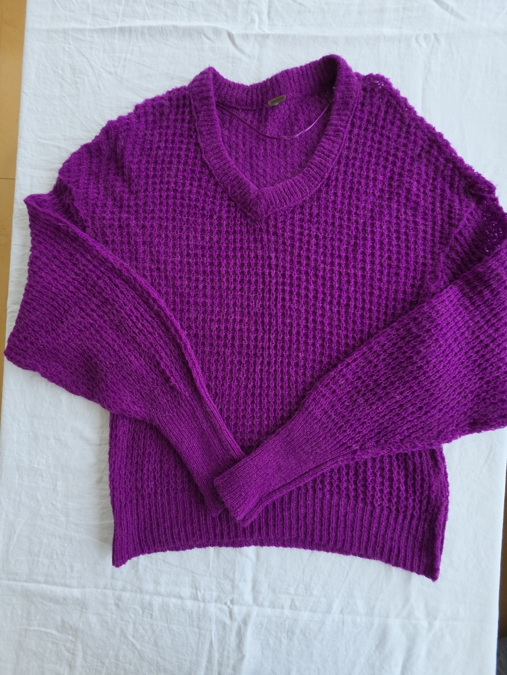 Free People Bold Purple V-Neck Knit Sweater Size XL - Picture 1 of 7